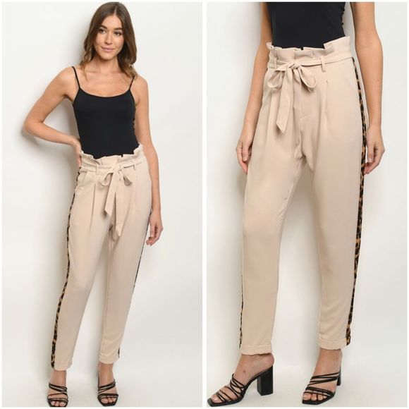 🆕High waisted beige pants w/ leopard print - Picture 4 of 5
